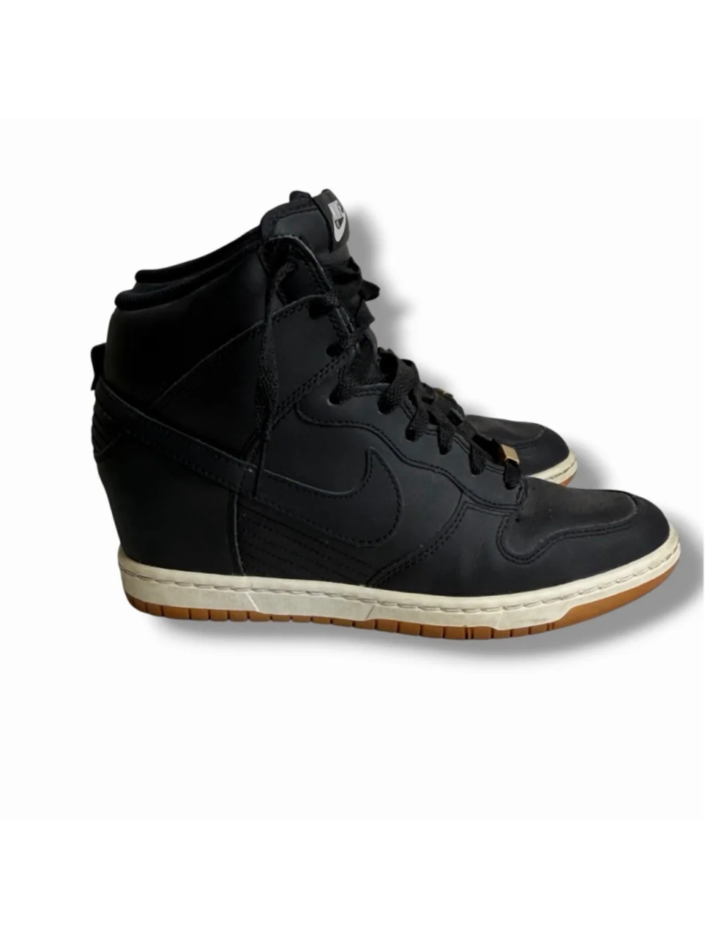 Nike Dunk Sky Hi Essential Black Gum Hidden Wedge Shoe 747283-991 Womens 8.5